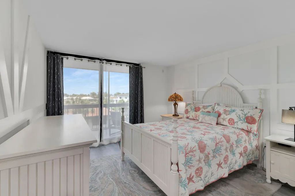 591 Seaview Court Marco Island FL 34145