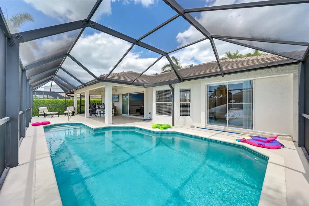 458 Waterleaf Court Marco Island FL 34145