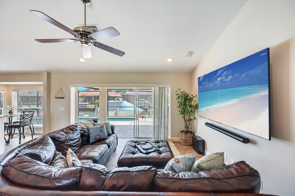 458 Waterleaf Court Marco Island FL 34145