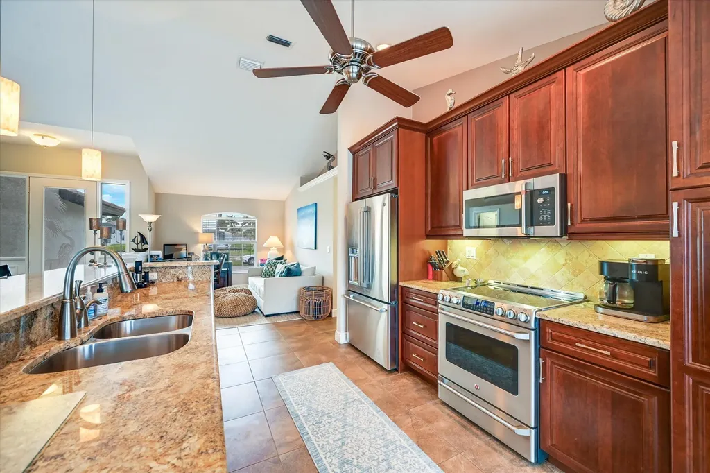 458 Waterleaf Court Marco Island FL 34145