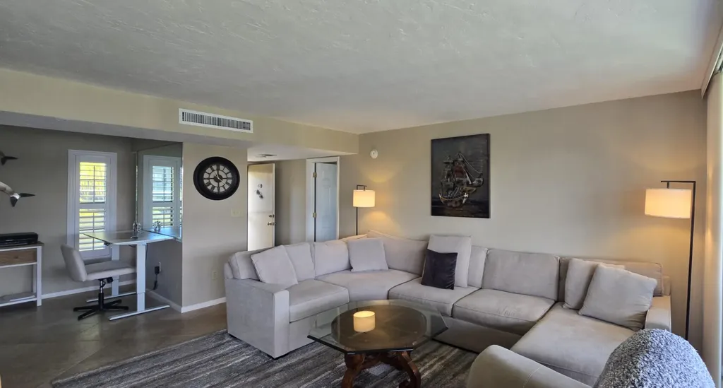 933 Collier Court Marco Island FL 34145