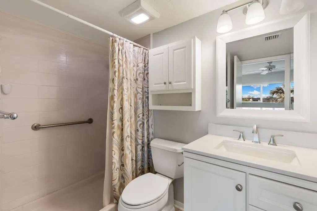 1024 Manatee Road Naples FL 34114