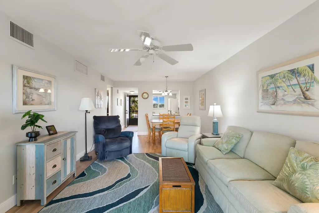 1024 Manatee Road Naples FL 34114