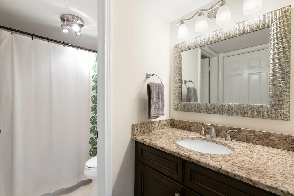 3072 Sandpiper Bay Circle Naples FL 34112