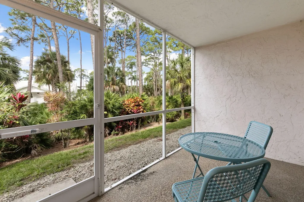 3072 Sandpiper Bay Circle Naples FL 34112