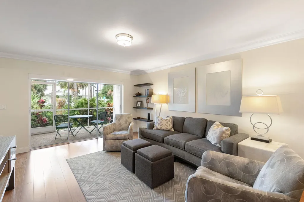 3072 Sandpiper Bay Circle Naples FL 34112
