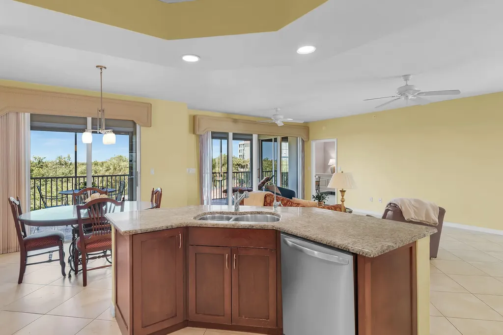 269 Vintage Bay Drive Marco Island FL 34145