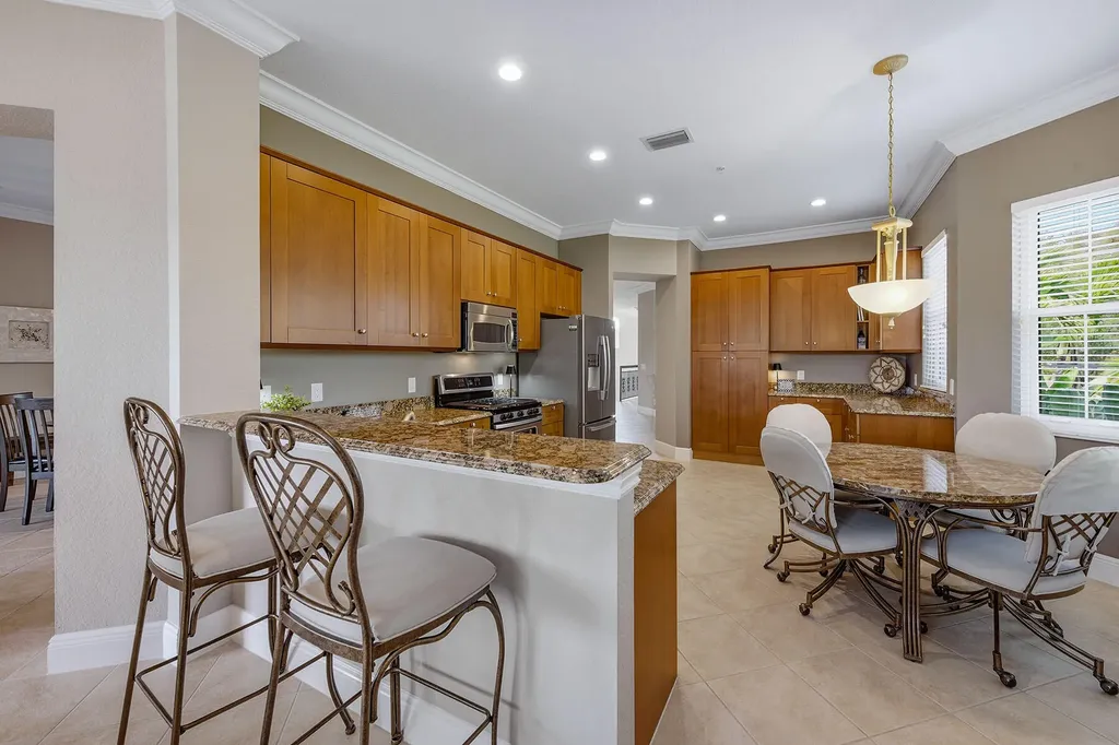 9219 Corfu Court Naples FL 34114