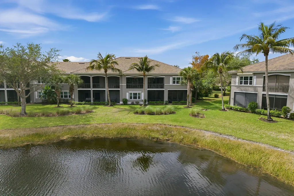 9219 Corfu Court Naples FL 34114