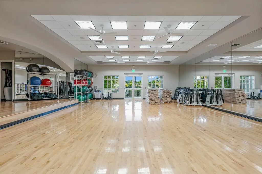 9219 Corfu Court Naples FL 34114