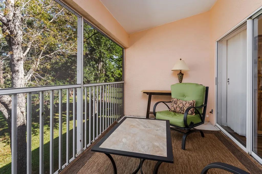 8065 Tiger Cove Naples FL 34113