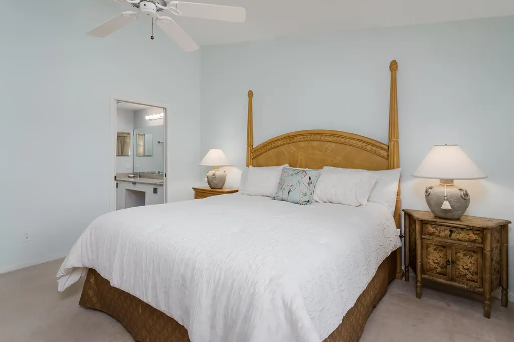 8065 Tiger Cove Naples FL 34113
