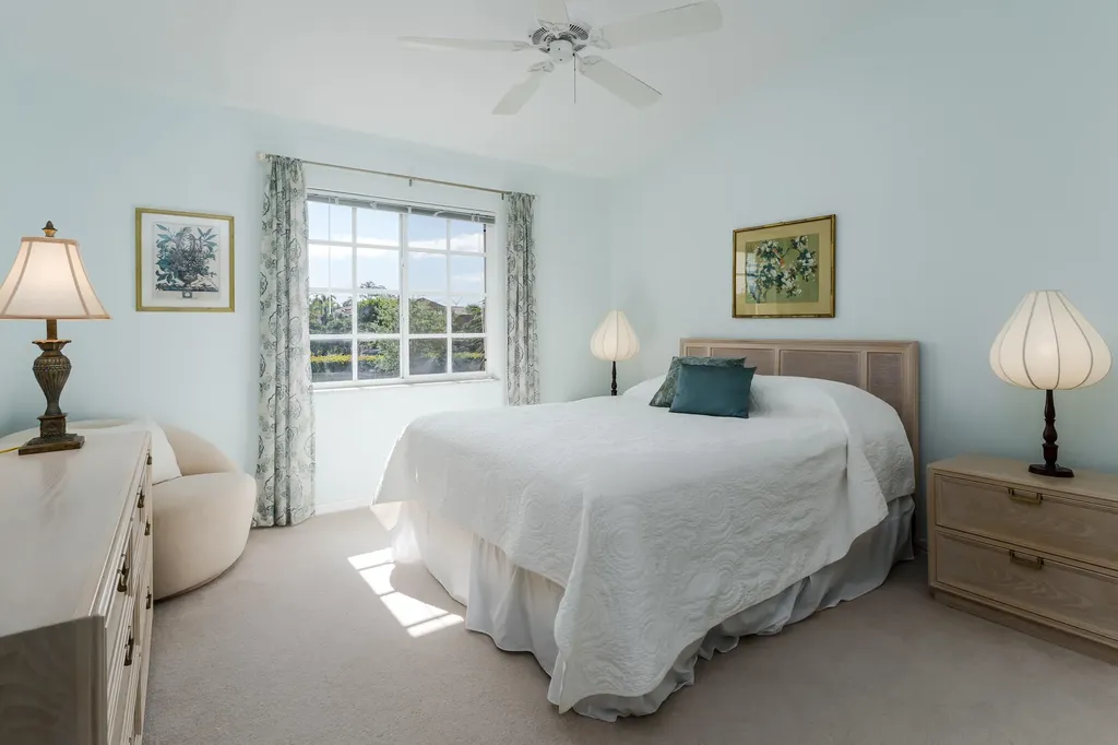 8065 Tiger Cove Naples FL 34113