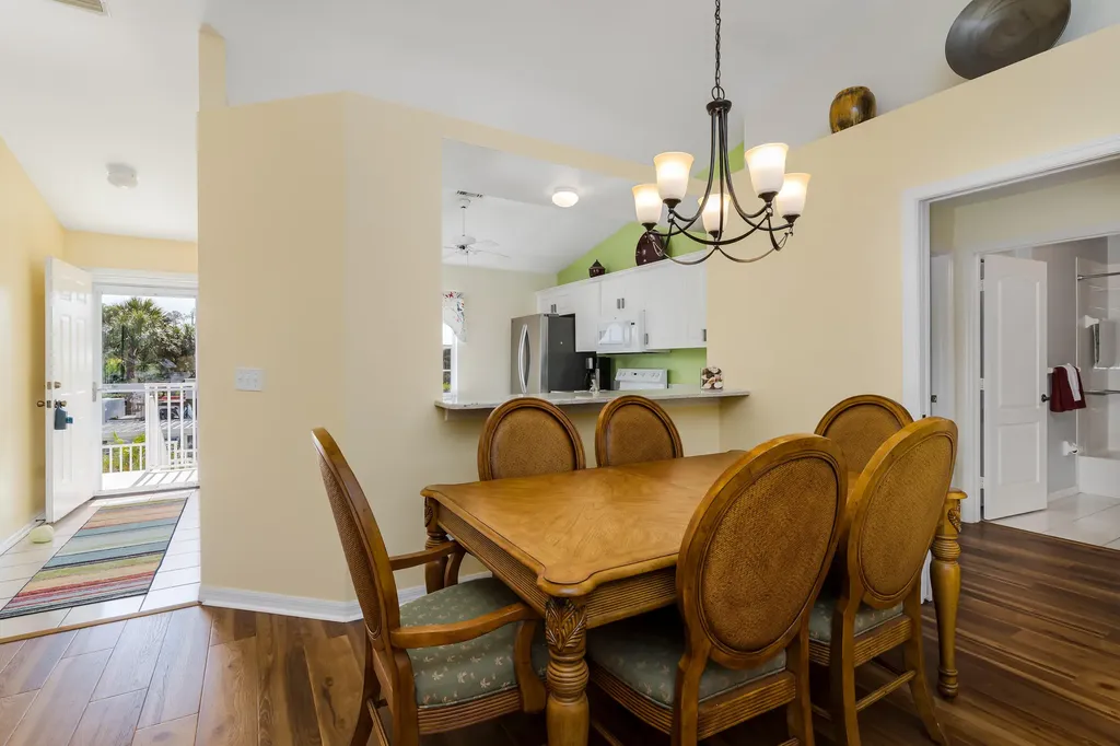 8065 Tiger Cove Naples FL 34113
