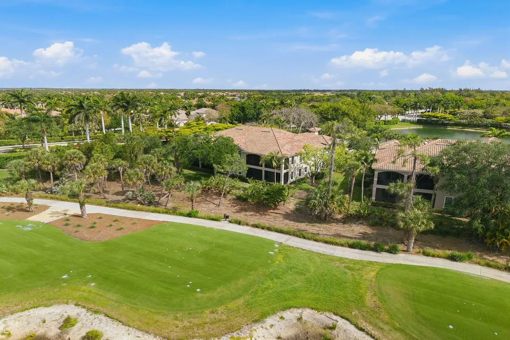 9154 Cherry Oaks Lane Naples FL 34114