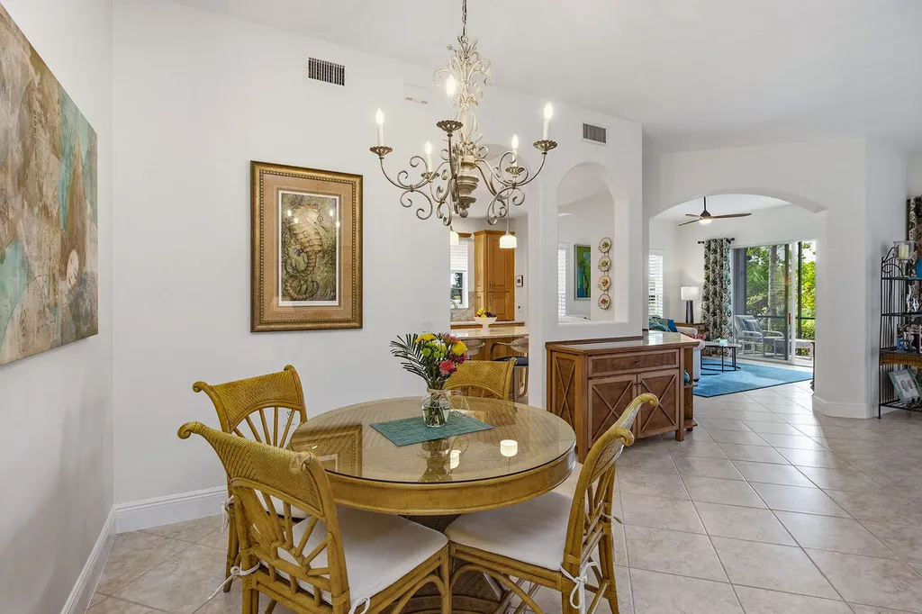 9154 Cherry Oaks Lane Naples FL 34114