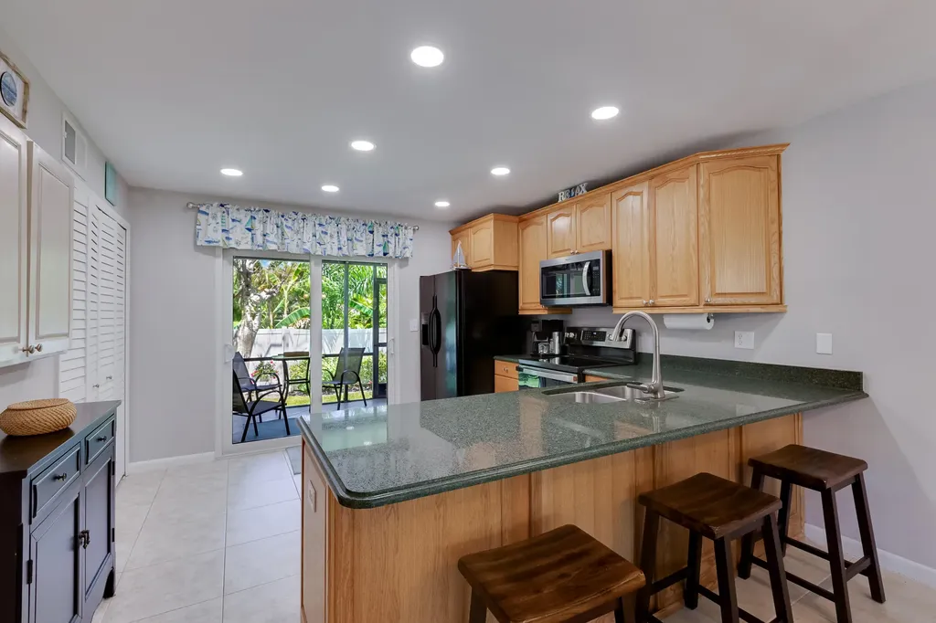731 W Elkcam Circle Marco Island FL 34145