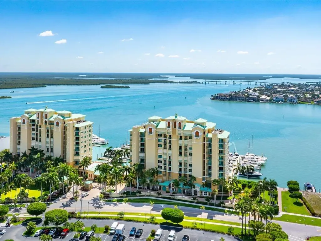 1069 Bald Eagle Marco Island FL 34145