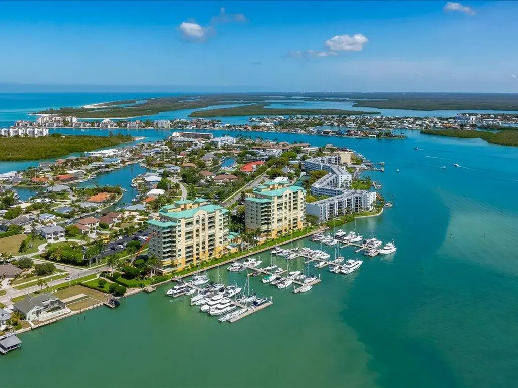 1069 Bald Eagle Marco Island FL 34145