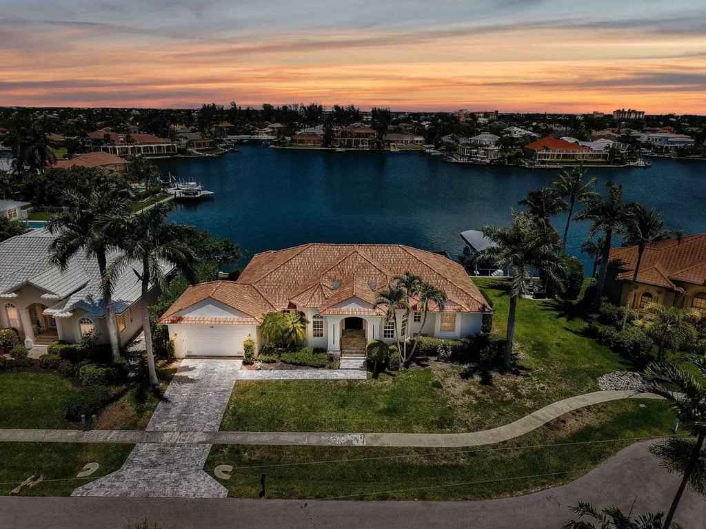 419 Spinnaker Drive Marco Island FL 34145