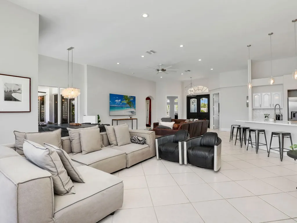 419 Spinnaker Drive Marco Island FL 34145