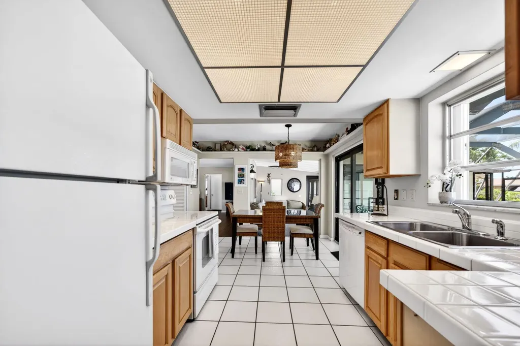 1130 N Collier Boulevard Marco Island FL 34145