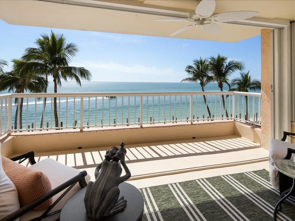 990 Cape Marco Marco Island FL 34145