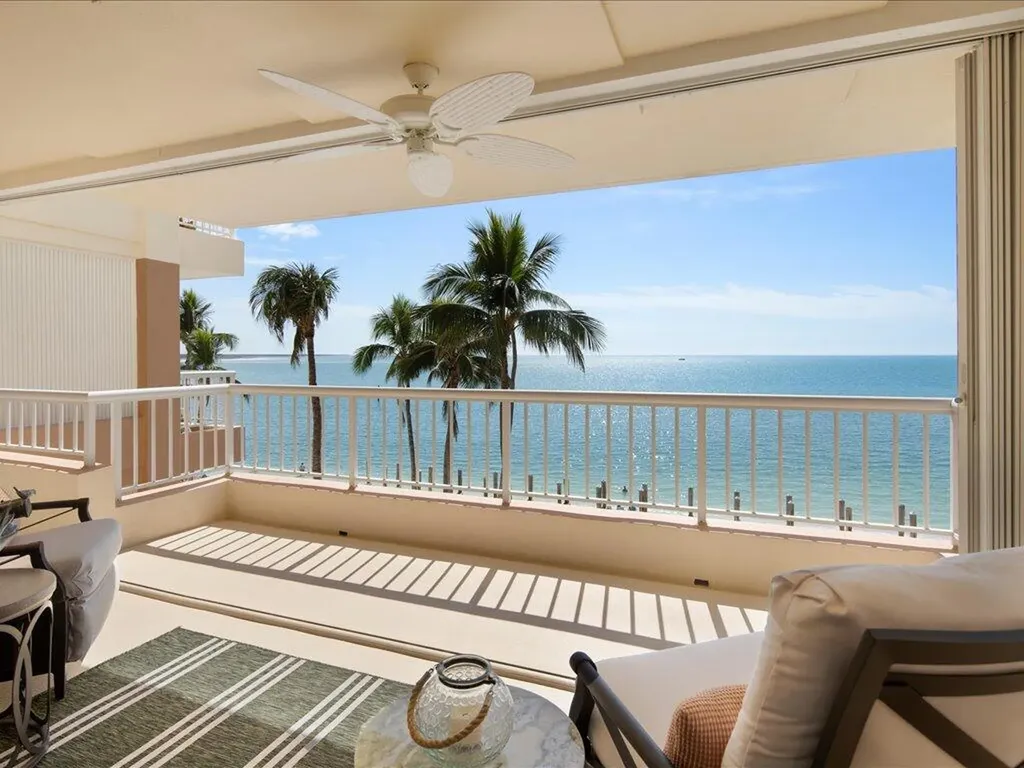 990 Cape Marco Marco Island FL 34145