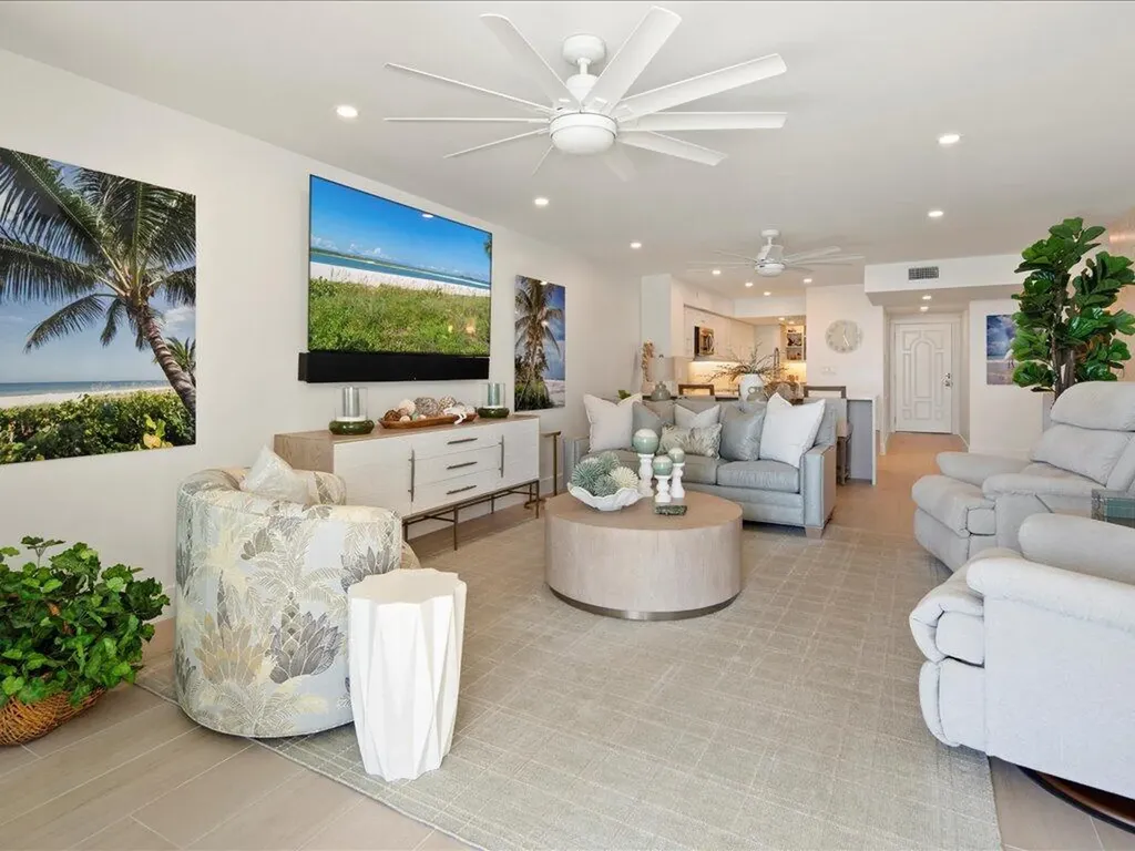 990 Cape Marco Marco Island FL 34145