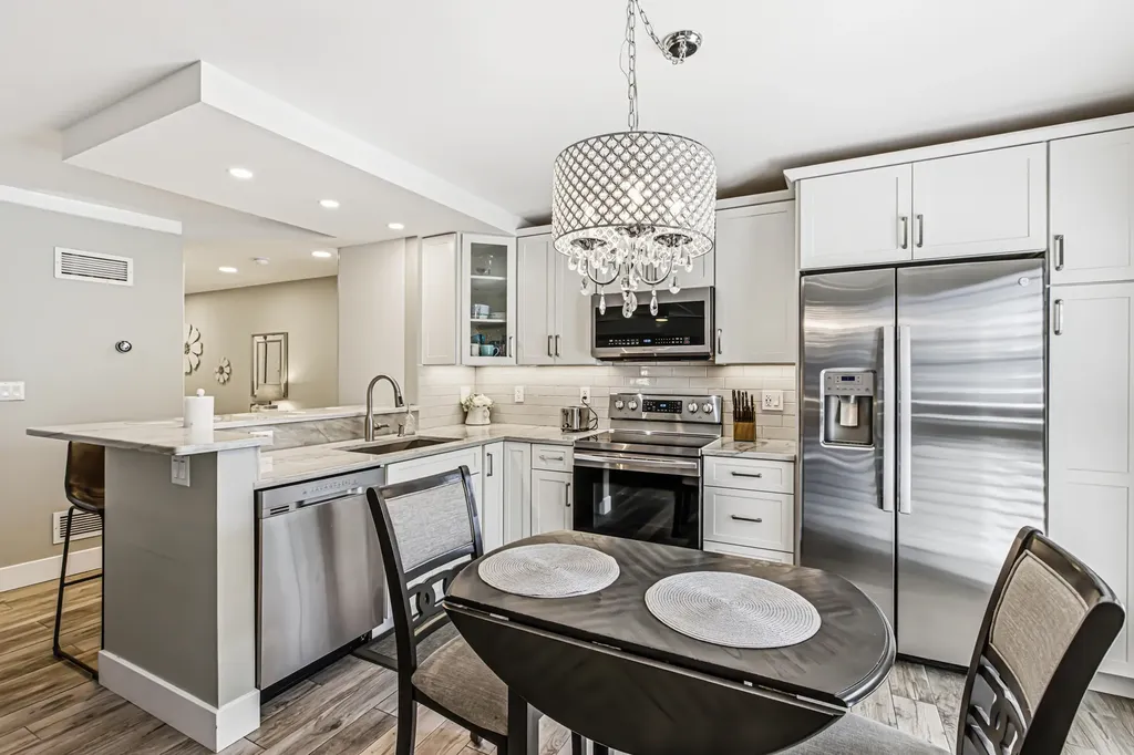 1085 Bald Eagle Drive Marco Island FL 34145