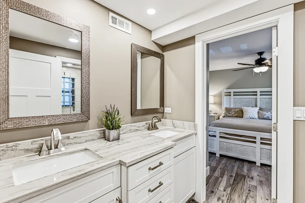 1085 Bald Eagle Drive Marco Island FL 34145