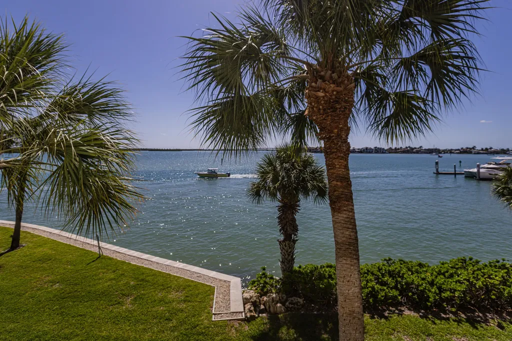 1085 Bald Eagle Drive Marco Island FL 34145