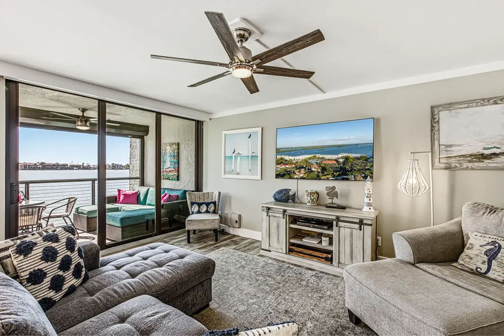 1085 Bald Eagle Drive Marco Island FL 34145