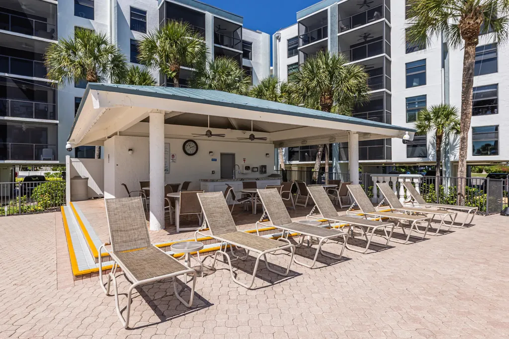 1085 Bald Eagle Drive Marco Island FL 34145