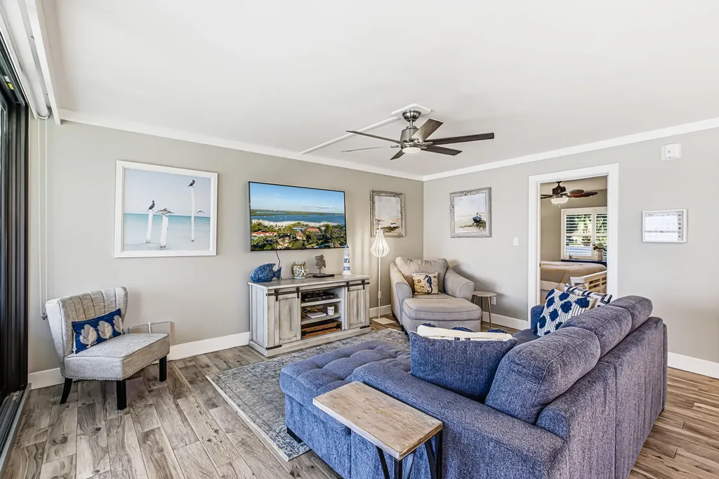 1085 Bald Eagle Drive Marco Island FL 34145