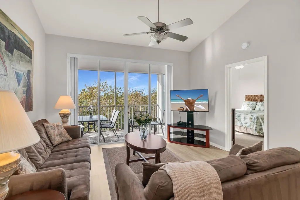 8335 Whisper Trace Way Naples FL 34114