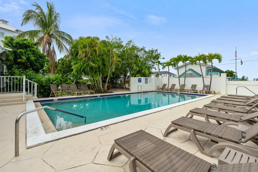 140 Palm Street Marco Island FL 34145