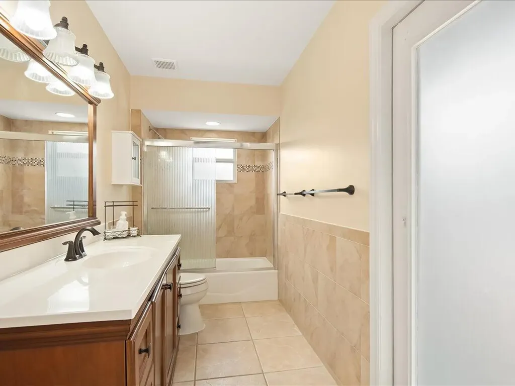 1345 Whiteheart Avenue Marco Island FL 34145