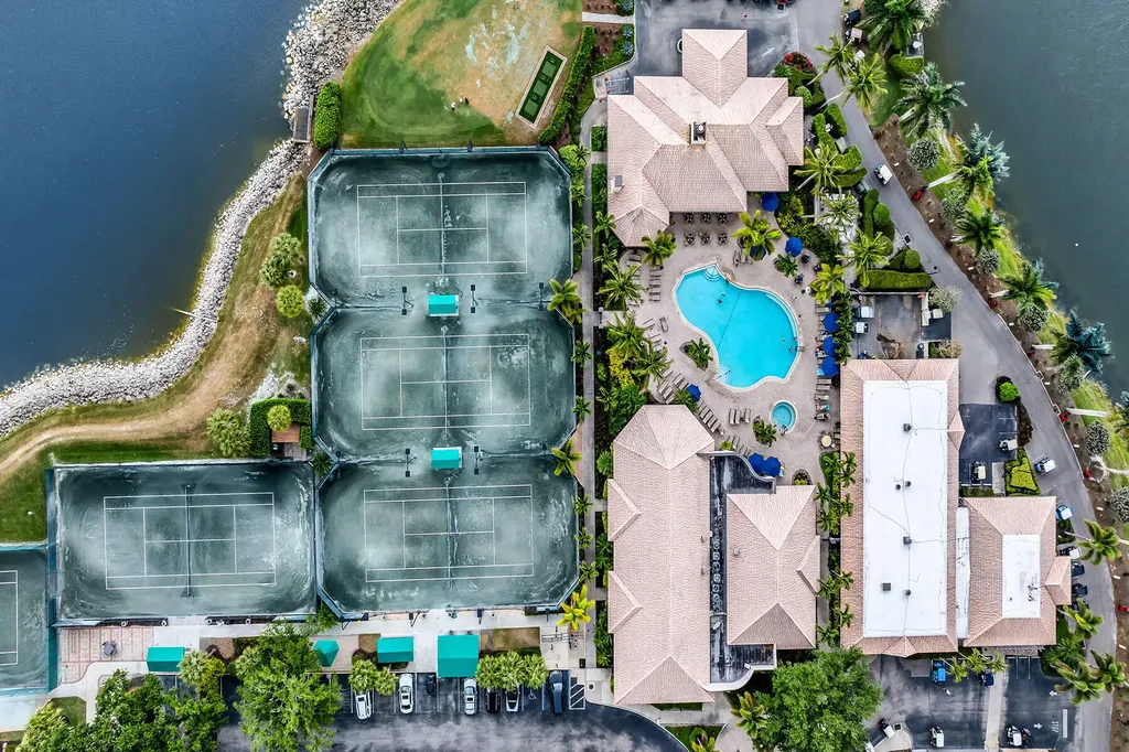 13231 Sherburne Circle Bonita Springs FL 34135