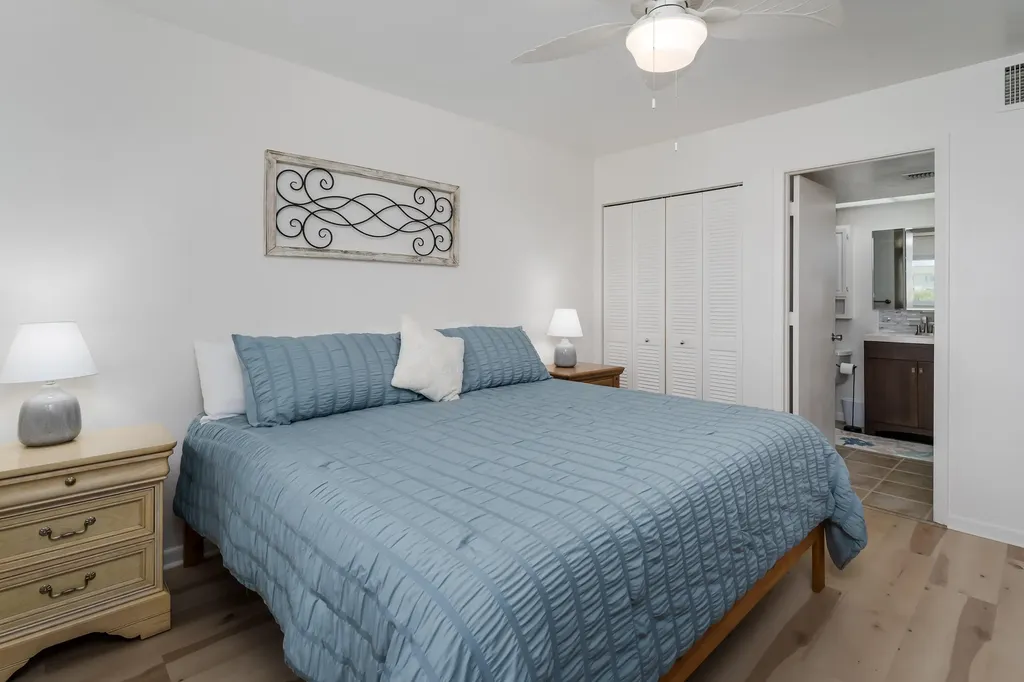 1008 Manatee Road Naples FL 34114