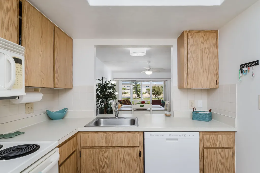 1008 Manatee Road Naples FL 34114