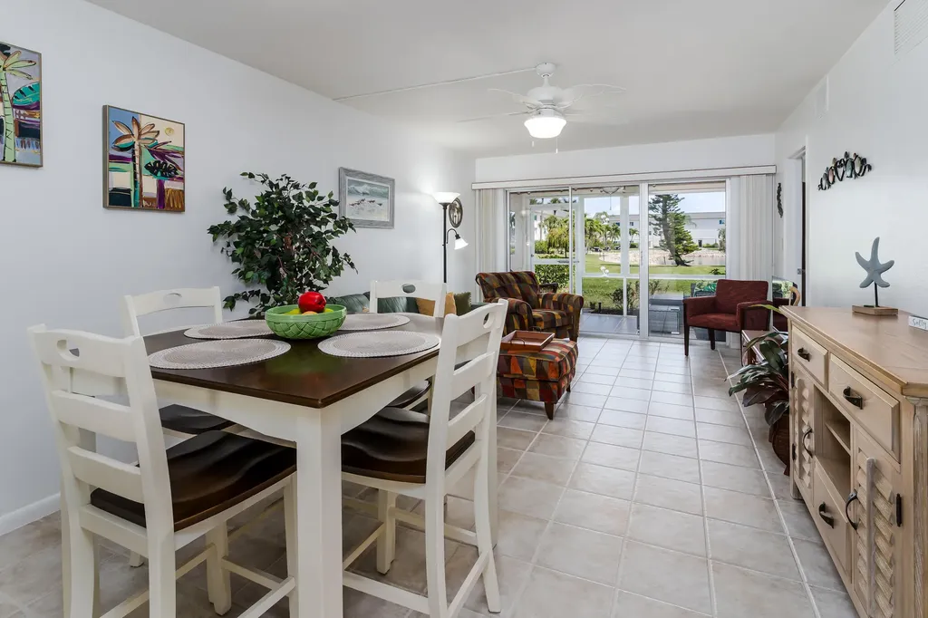 1008 Manatee Road Naples FL 34114