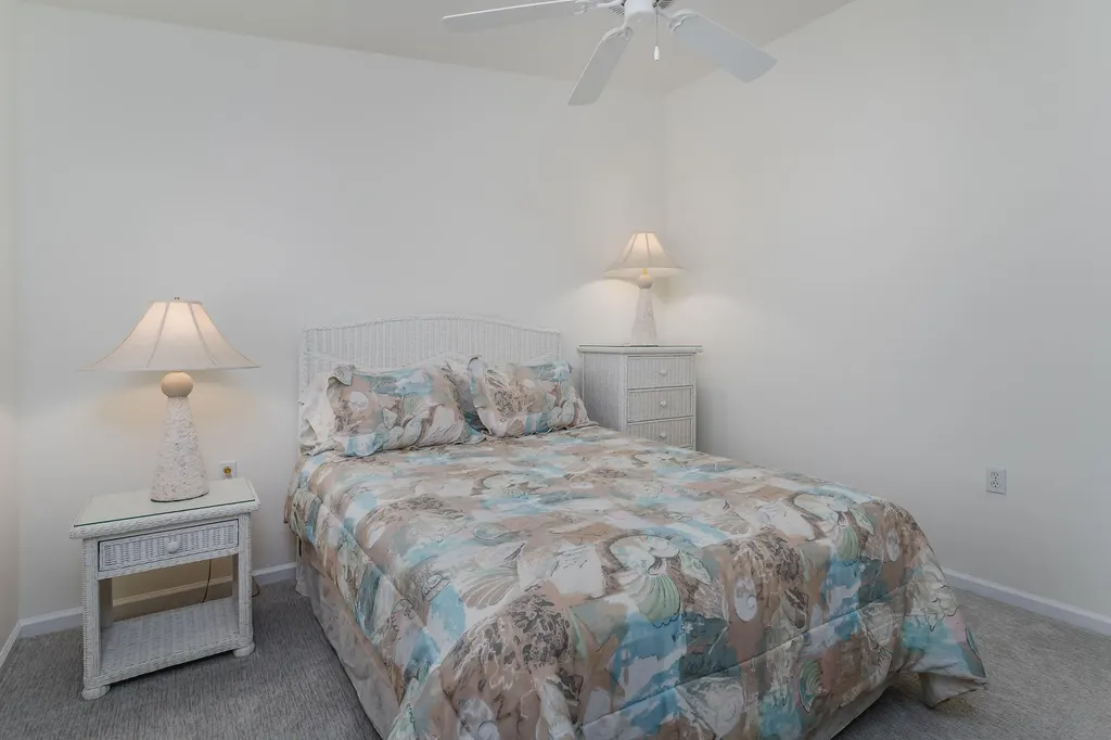 6830 Beach Resort Drive Naples FL 34114