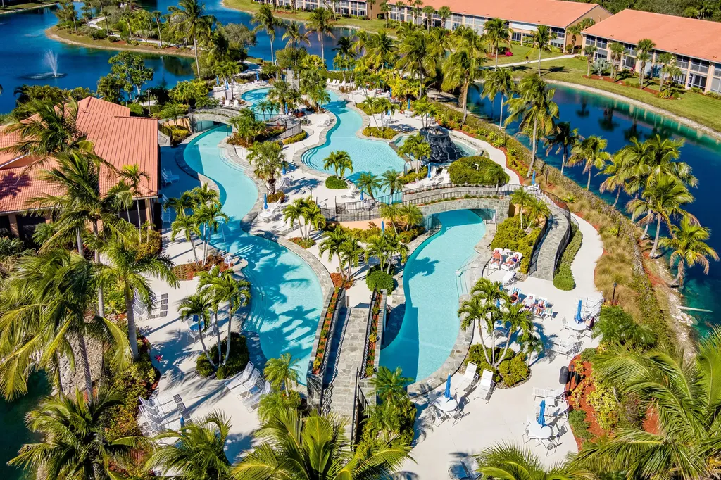 6830 Beach Resort Drive Naples FL 34114