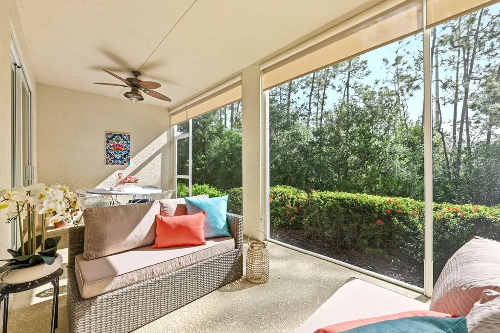 6977 Avalon Circle Naples FL 34112