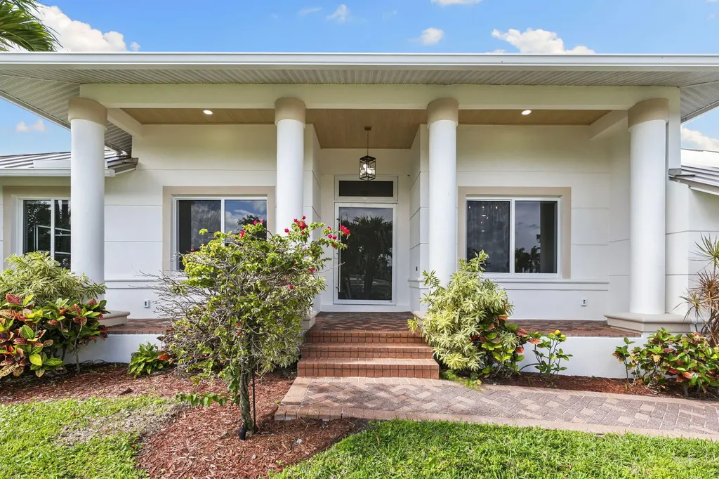 741 Holly Court Marco Island FL 34145
