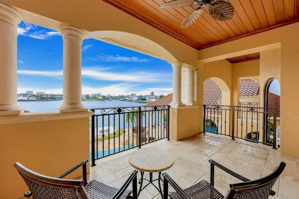 580 S Heathwood Drive Marco Island FL 34145