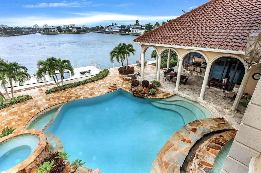 580 S Heathwood Drive Marco Island FL 34145