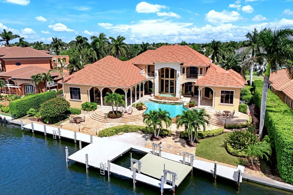 580 S Heathwood Drive Marco Island FL 34145