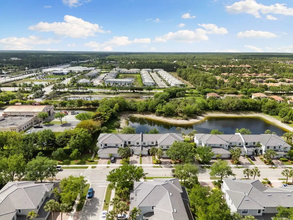 15068 Summit Place Circle Naples FL 34119
